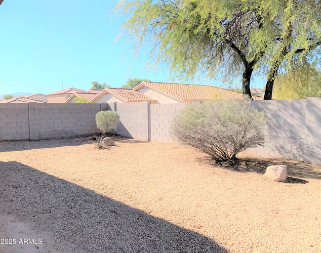 Building Photo - 7220 S 55th Dr