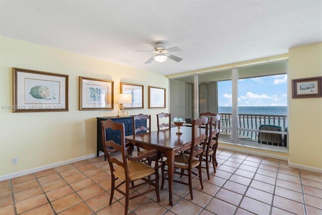 Building Photo - 2200 S Ocean Ln