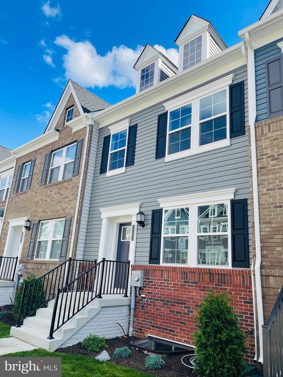 Primary Photo - 2280 Marcy Dr