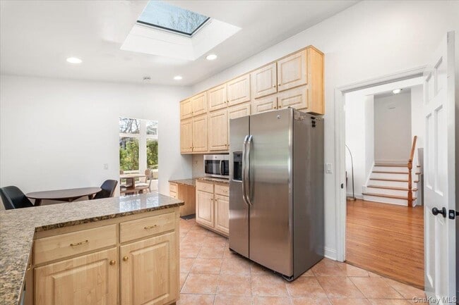 Building Photo - 6A Dickel Rd