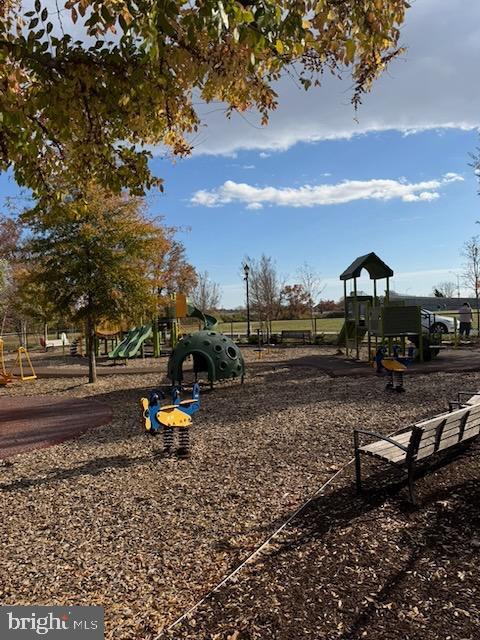 Building Photo - 4638 Woodberry St