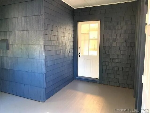 Building Photo - 19 Madison St