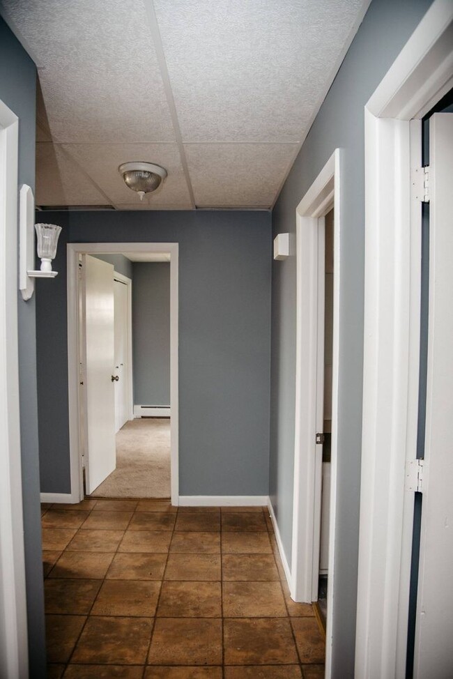 Building Photo - 2933 Horseshoe Pike