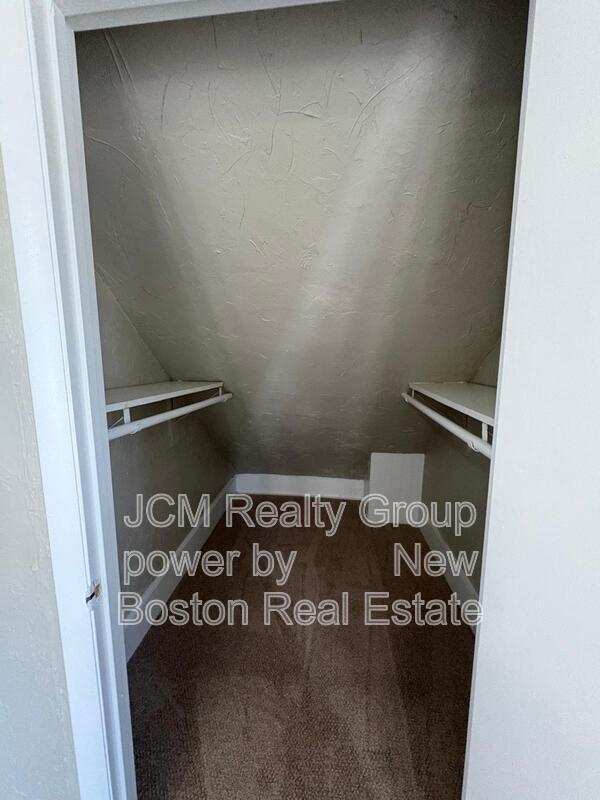 Building Photo - 40 Hurd St