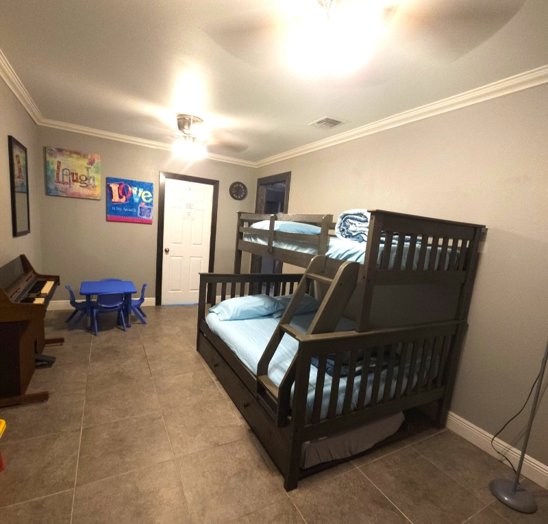 Building Photo - 5311 Costa Mesa St