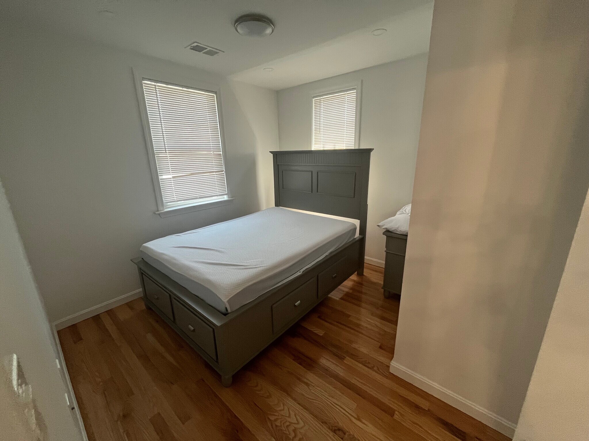 Bedroom 1 - 1 Chester Park