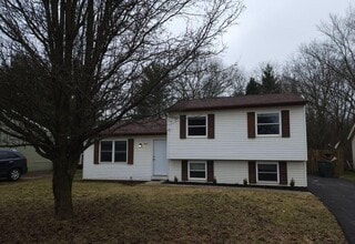Building Photo - 2479 Willow View Ct