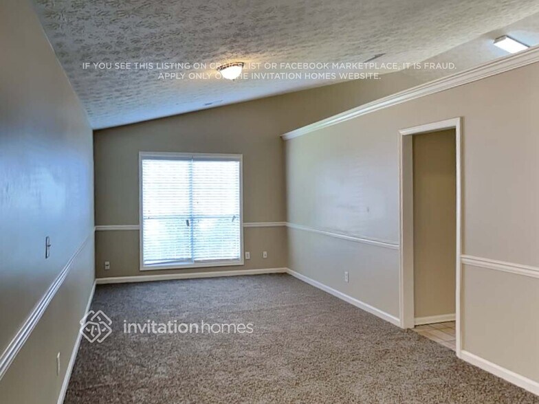 Building Photo - 590 Lendl Ln