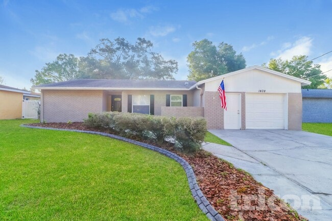 Building Photo - 1408 Highview Rd