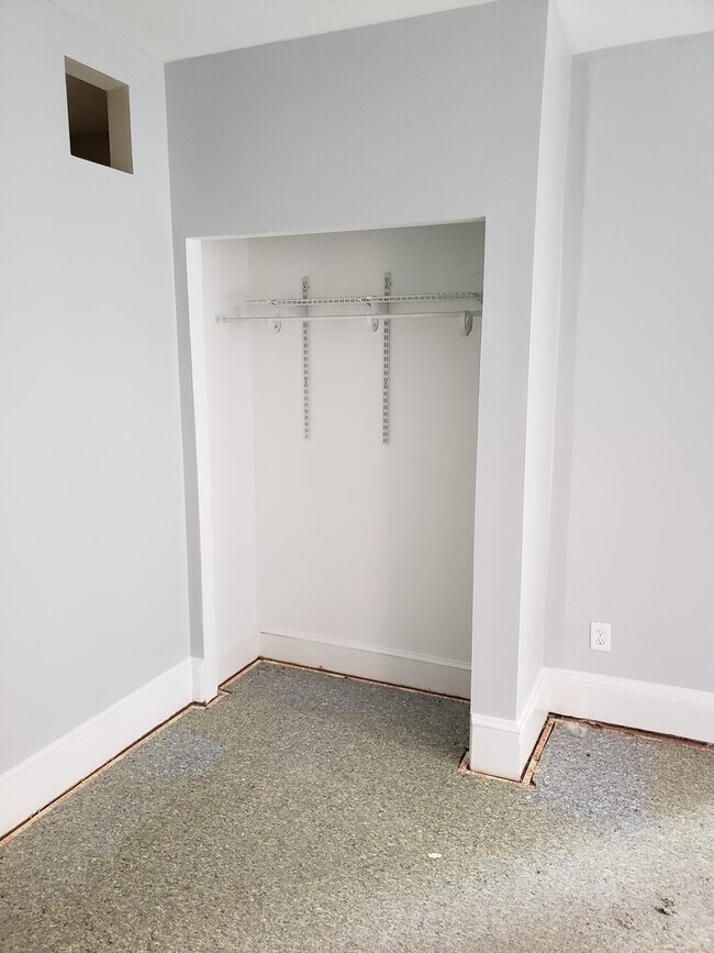 Building Photo - 7128 Boyer St