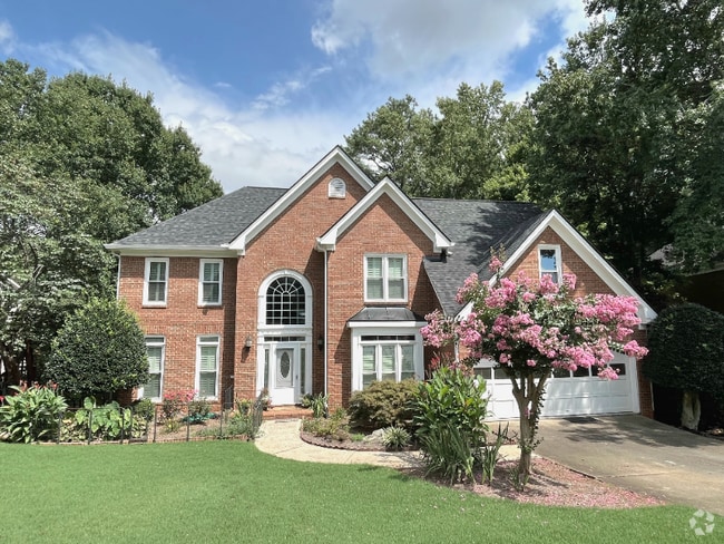Building Photo - 110 Vicarage Ct