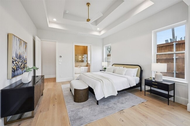 Building Photo - 3845 Van Ness Ln