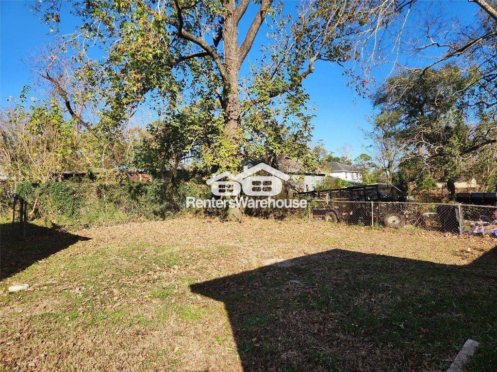 Building Photo - 7937 Oak Knoll Ln