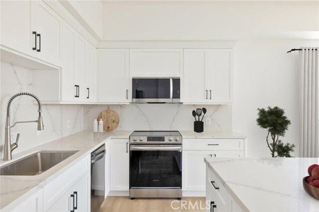Building Photo - 4827 Oakwood Ave