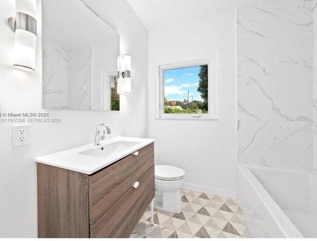 Building Photo - 5120 Cherokee Ave