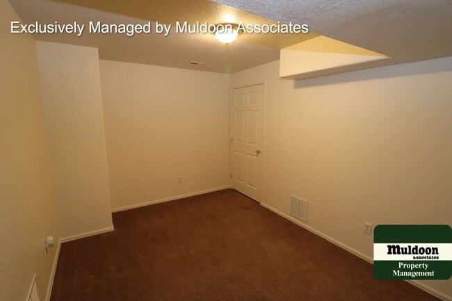Building Photo - Remodeled Pueblo West Rancher with Full Fi...