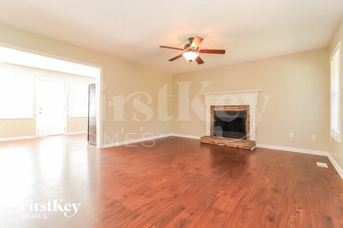 Building Photo - 201 Amberwood Trail