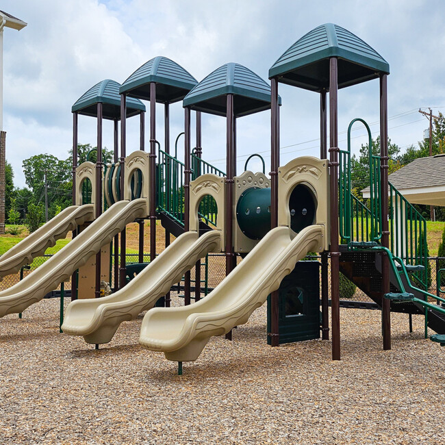 Playground - Aston Pointe