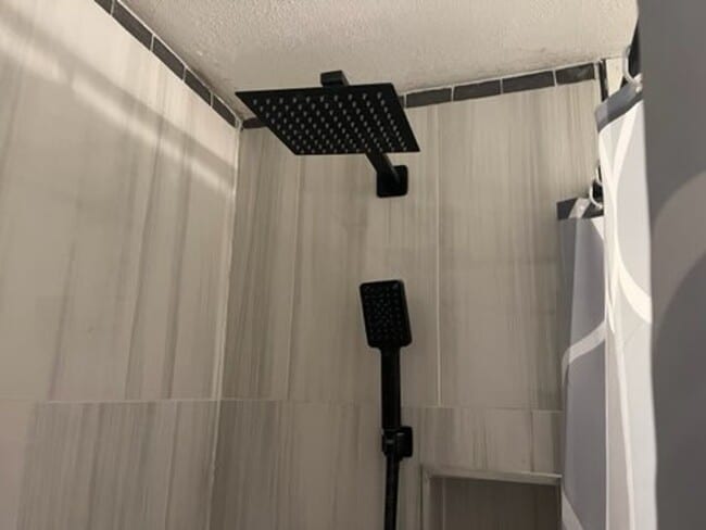 Building Photo - 1014 118th St S