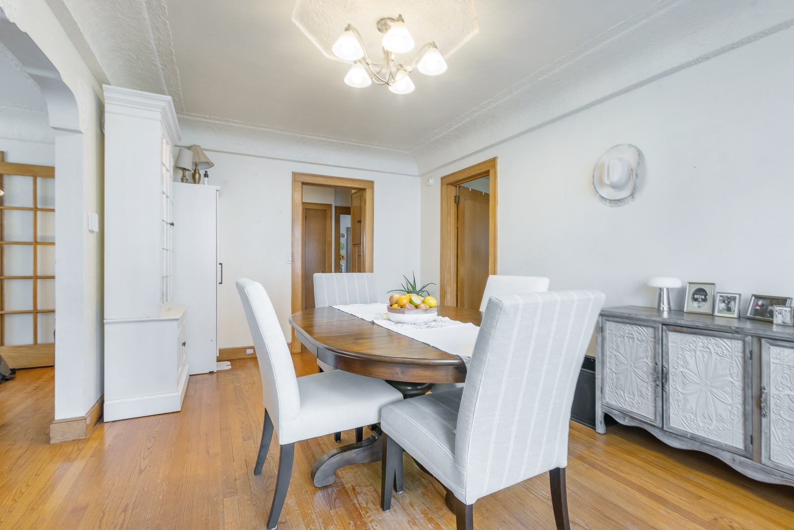 Building Photo - 302 S Brooks St