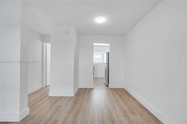 Building Photo - 668 NW 31st St