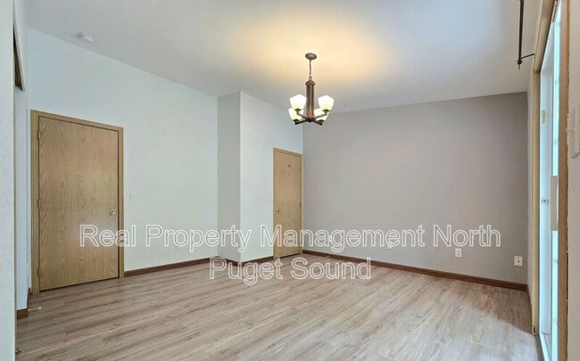 Building Photo - 1805 131st Dr NE