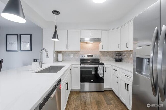 Building Photo - 208 Mountain Park Blvd SW