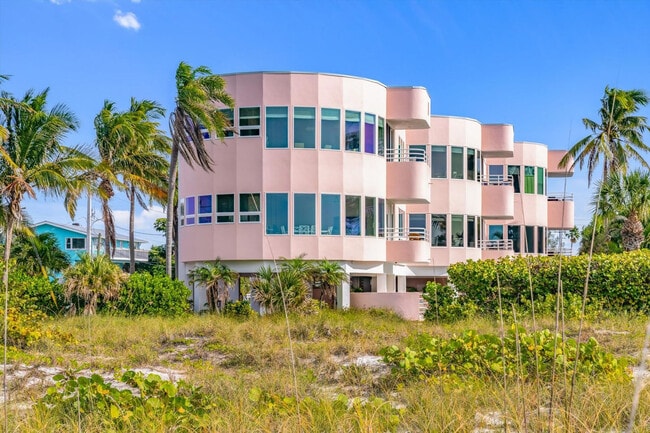 Building Photo - 3708 Gulf Dr