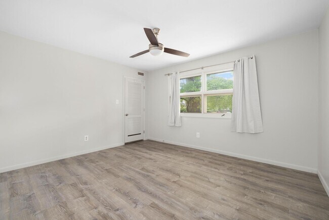 Building Photo - 2209 King College Rd