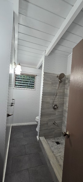 Building Photo - 661 Hoomoana St