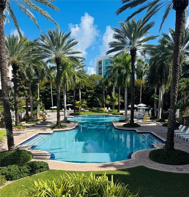 Building Photo - 151 Michigan Ave