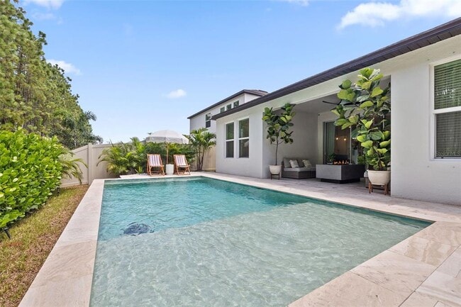 Building Photo - 18362 Serene Lk Lp