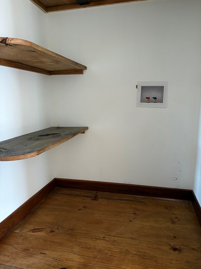 Building Photo - 39092 Mumford St