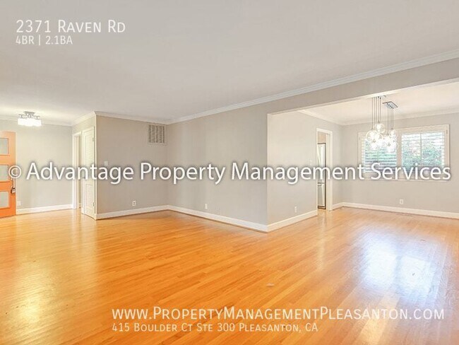 Building Photo - 2371 Raven Rd