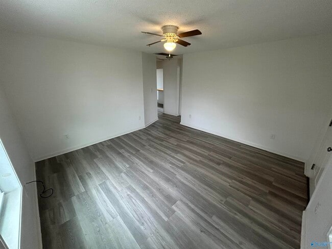 Building Photo - 2910 2nd Ave NW