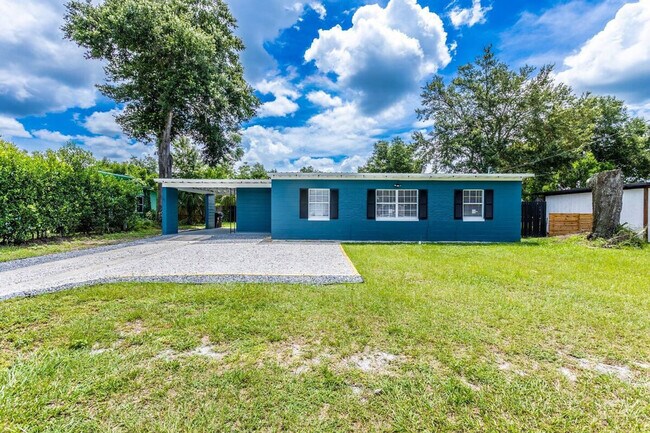 Building Photo - 5343 Hermosa St