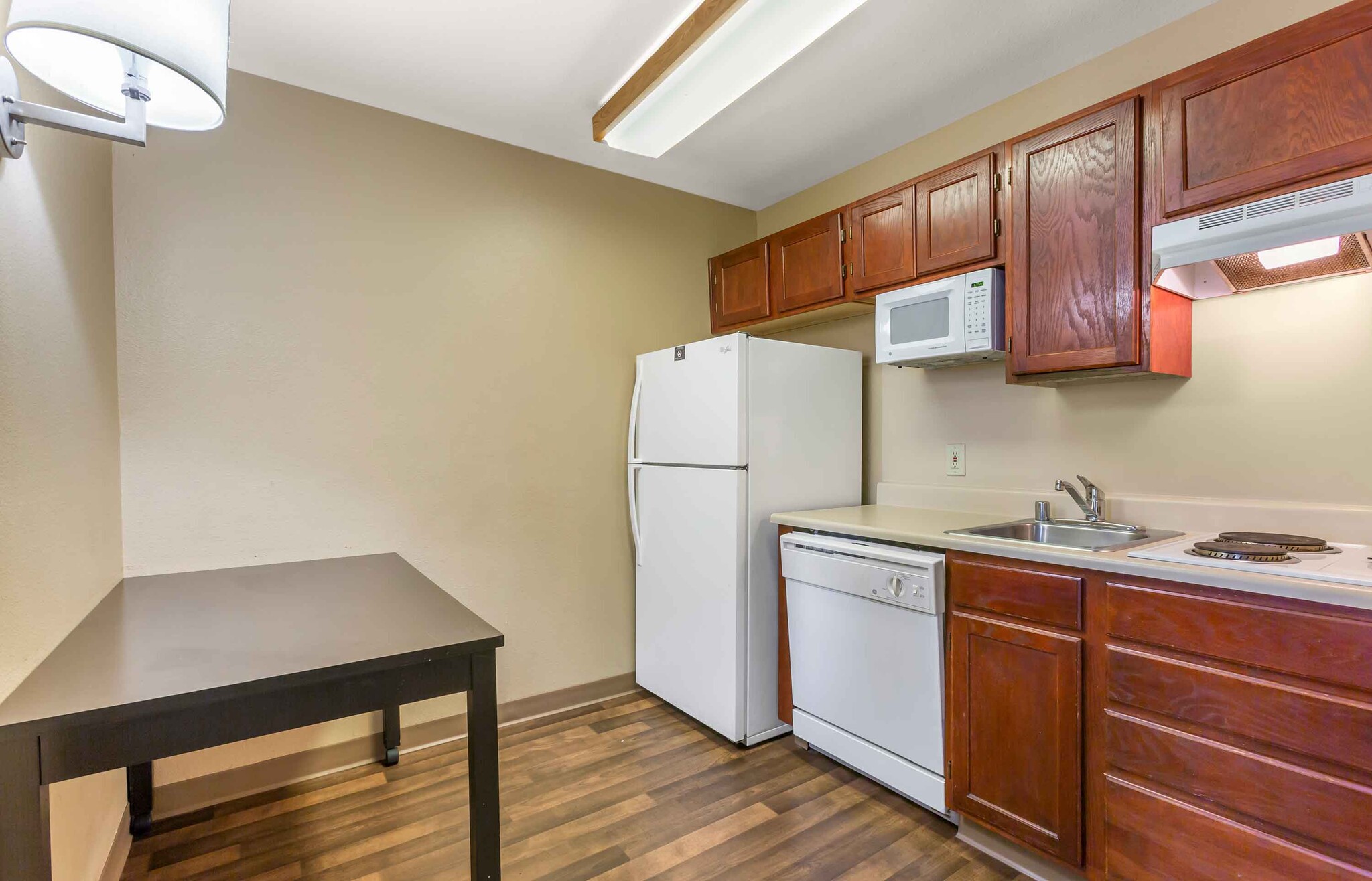 Building Photo - Furnished Studio-Phoenix - Midtown