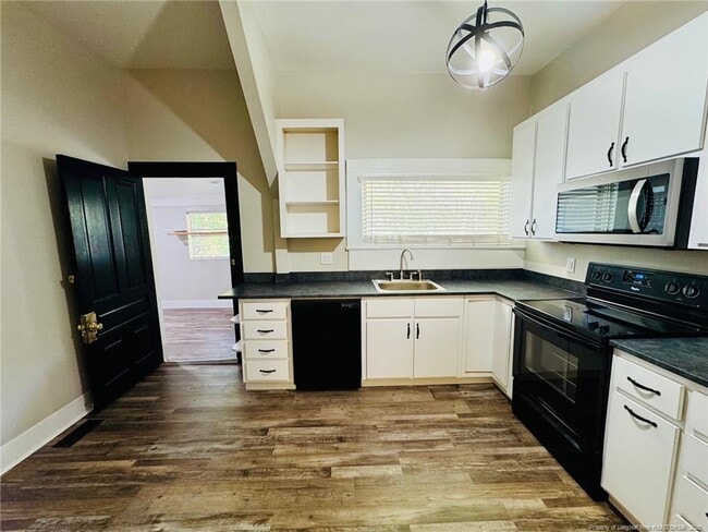 Building Photo - 1803 N Floyd Ave