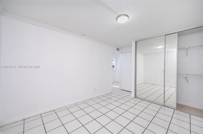 Building Photo - 1220 SW 131st Pl Cir W