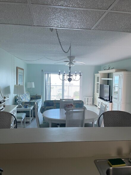 Building Photo - 30 Inlet Harbor Rd