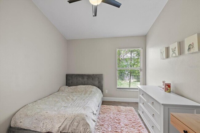 Building Photo - 6620 Colonial Lake Dr