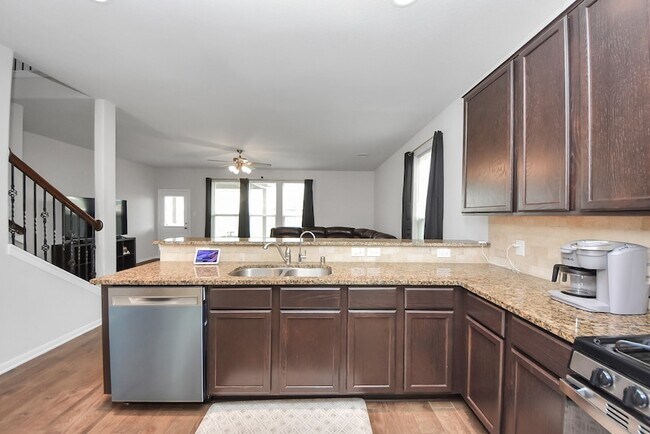 Building Photo - 4239 Wyanngate Dr