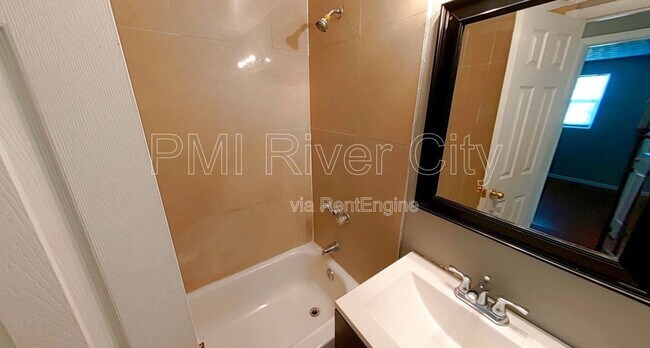 Building Photo - 7471 John F Kennedy Dr W