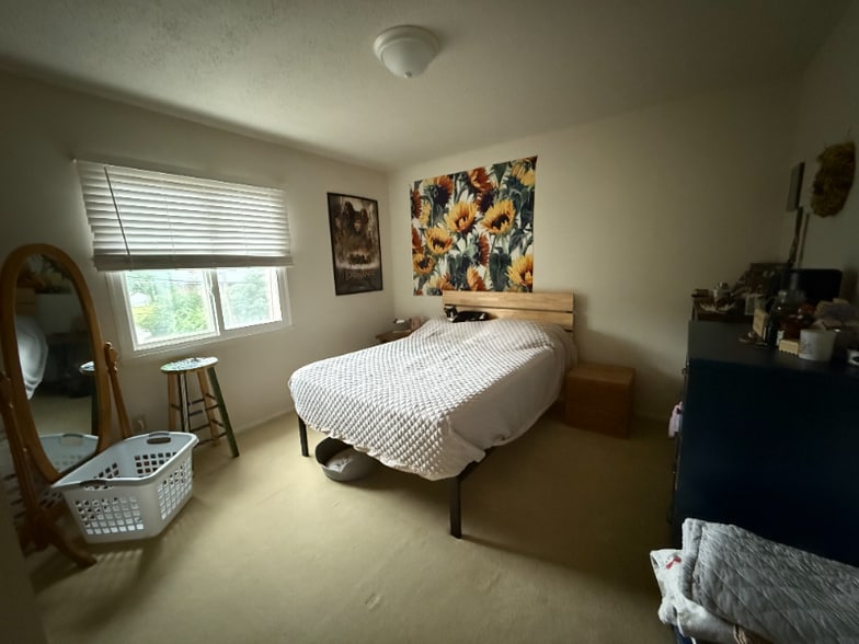 Building Photo - 104 Clinkscales Rd