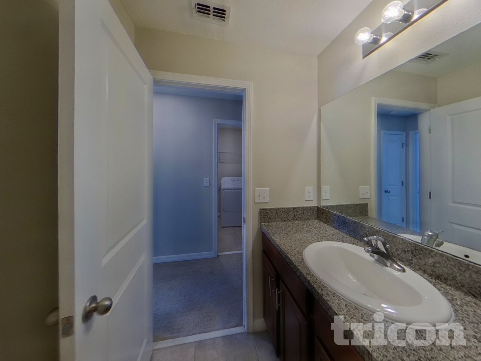 Building Photo - 7116 Salt River Ave