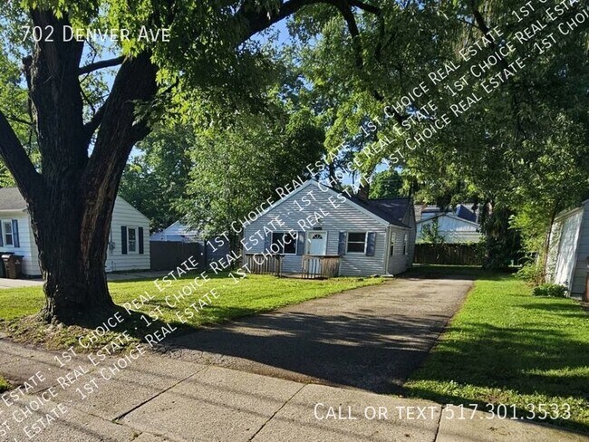 Building Photo - 3-BDR 1-BTH House with New Kitchen & New C...