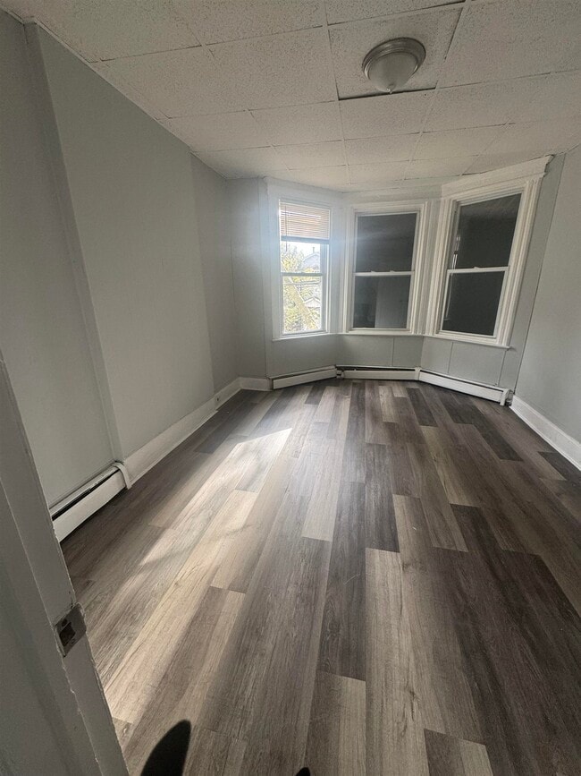 Building Photo - 40 Wegman Pkwy