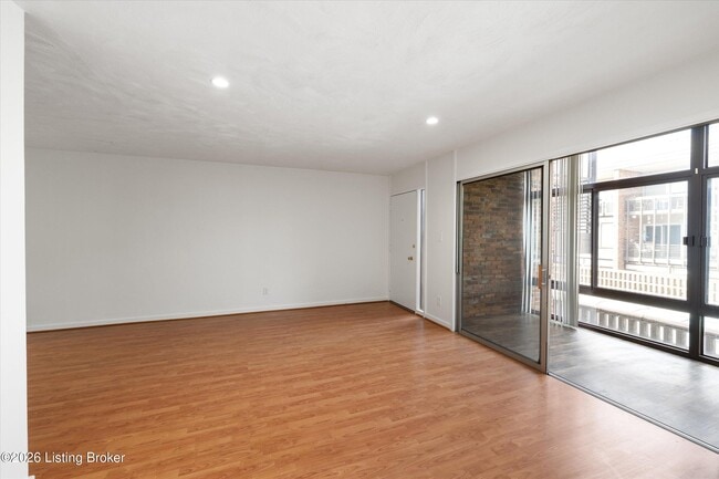 Building Photo - 1040 Cherokee Rd