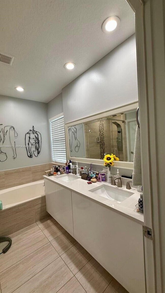 Building Photo - 12653 NW 7th Ct