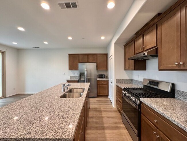 Building Photo - SOLAR INCLUDED! Stunning 3 Bedroom Home in...